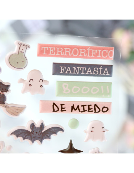 Cute Halloween puffy stickers | Alúa Cid design
