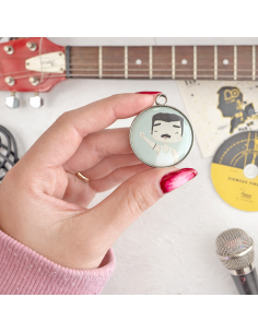 Freddy En Directo metal charm | Alúa Cid design