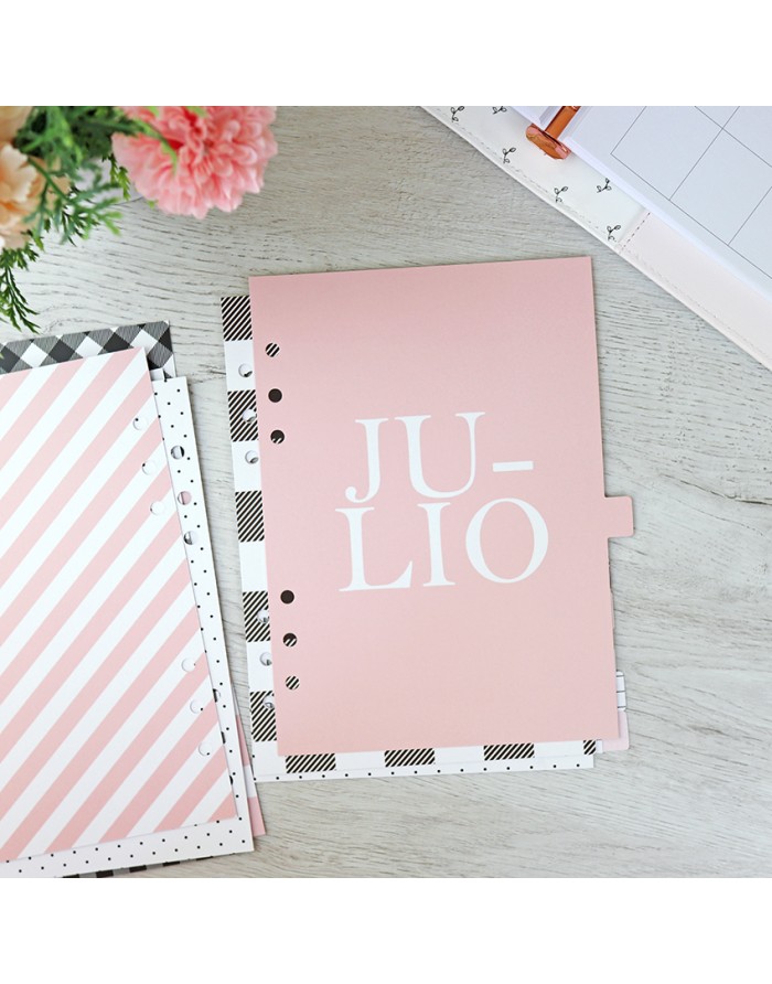 Set of 12 dividers A5 Ni tan mal with holes by Alúa Cid