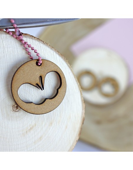 Set of DM wood Golpiño medallions