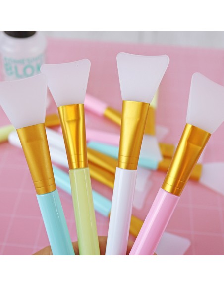 Amarillo silicone spatula for adhesives and mix media