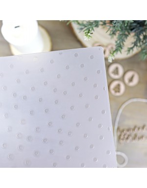 Dots embossing folder - 'Mazapán' 2
