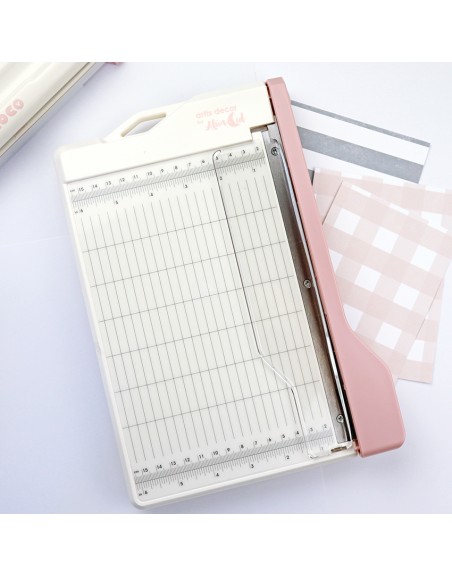 Small craft trimmer Alúa Cid