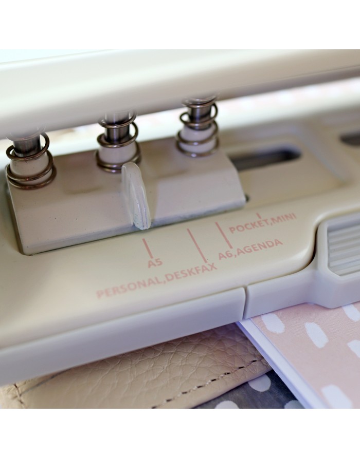 CocoPlanner paper punch CocoPlanner paper punch