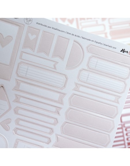 Bebé special die-cut sheet to document