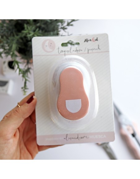 Notch Punch, Alúa Cid