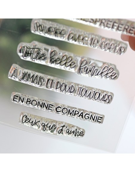 'Moments en famille' stamp by Alúa Cid