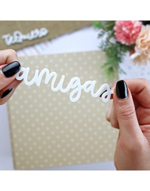 'Amigas' white acrylic word 2