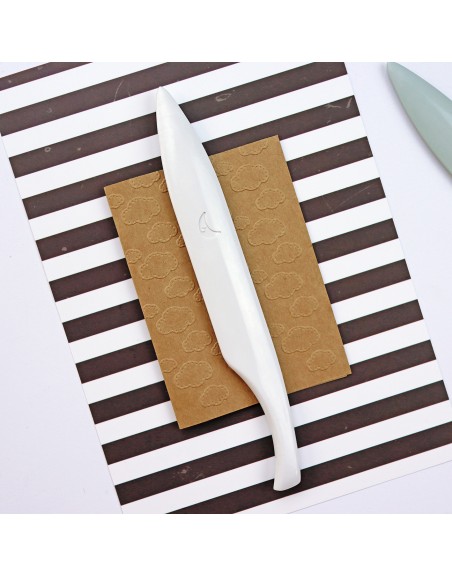 White bone folder